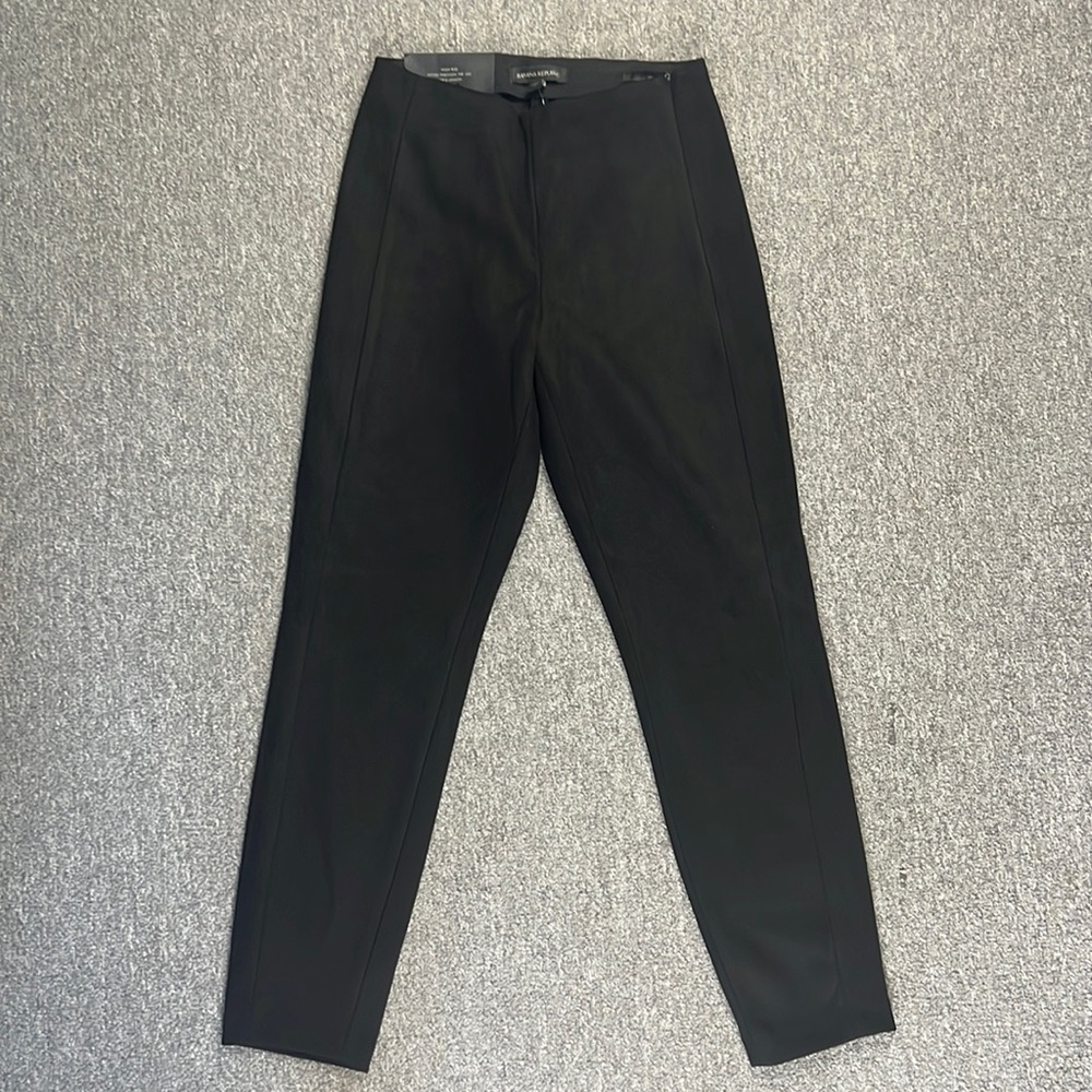 BRAND NEW! BANANA REPUBLIC Devon Fit Faux Suede Pants. Black Size 2 Petite.